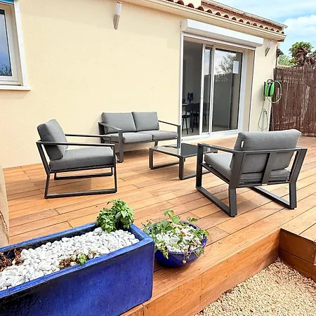 וילה La Belle Maison De 10m Des Plages *